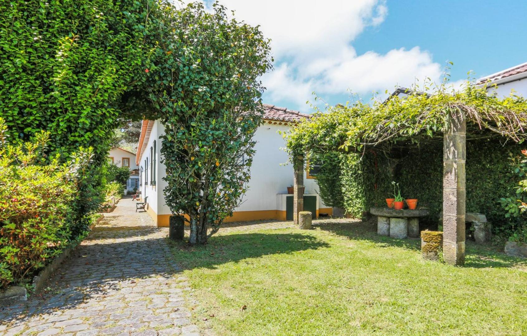 فيلا Domus Adepta Charming W Garden فورناس المظهر الخارجي الصورة